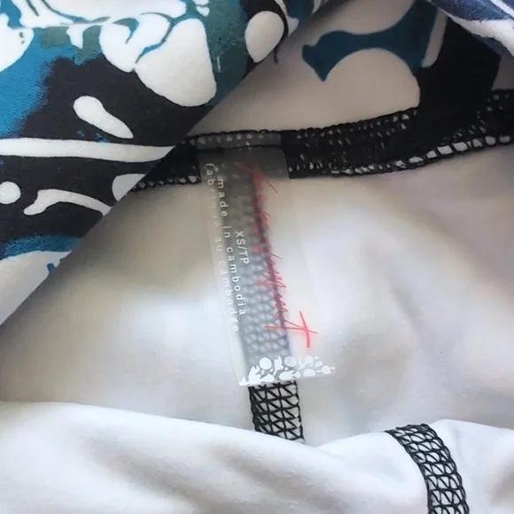 Free People Movement Never Better Printed Run Shorts - Picture 8 of 9